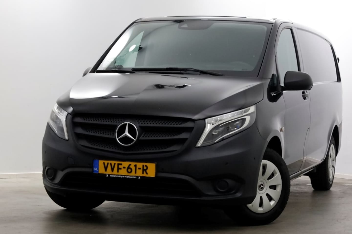 Mercedes-Benz Vito - 116 CDI 163pk RWD 9G Automaat Lang Navi/Camera/LED 04-2023 - AutoWereld.nl