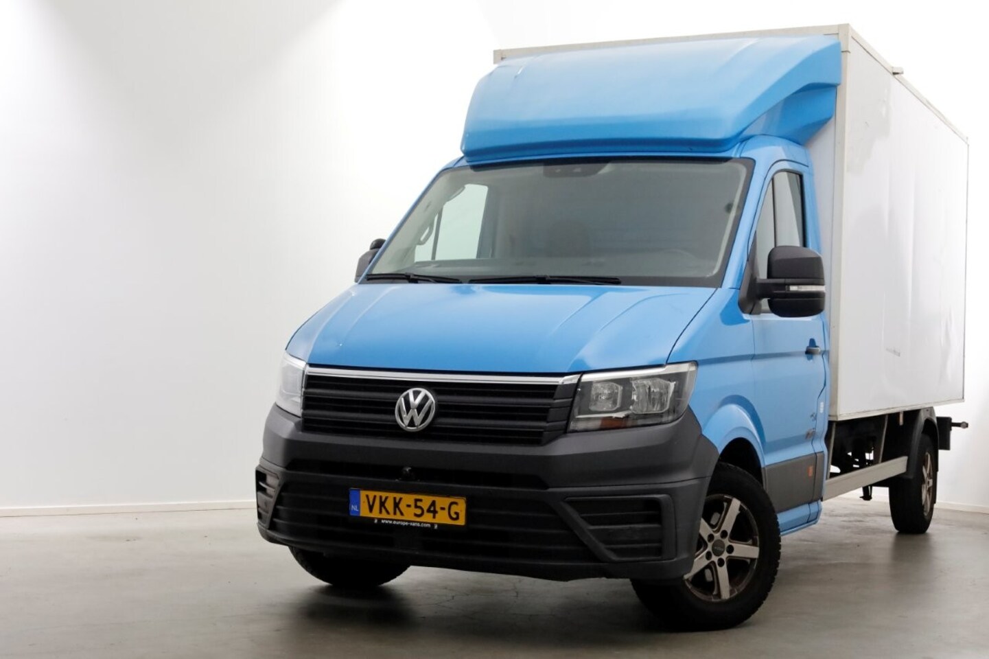 Volkswagen Crafter - 35 2.0 TDI E6 Bakwagen met achterdeuren 2-Persoons 05-2021 - AutoWereld.nl