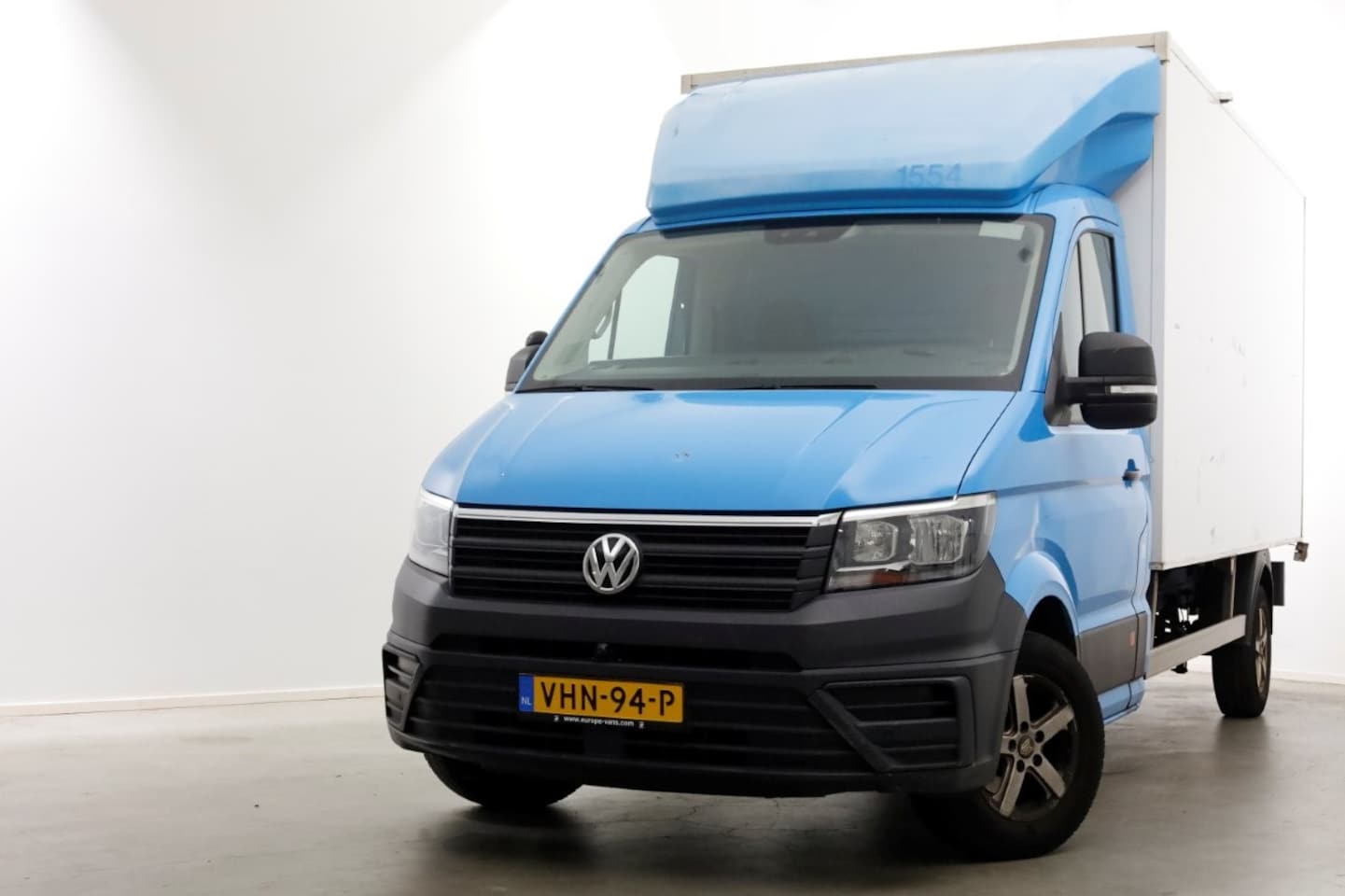 Volkswagen Crafter - 35 2.0 TDI E6 Bakwagen met achterdeuren 2-Persoons 11-2020 - AutoWereld.nl