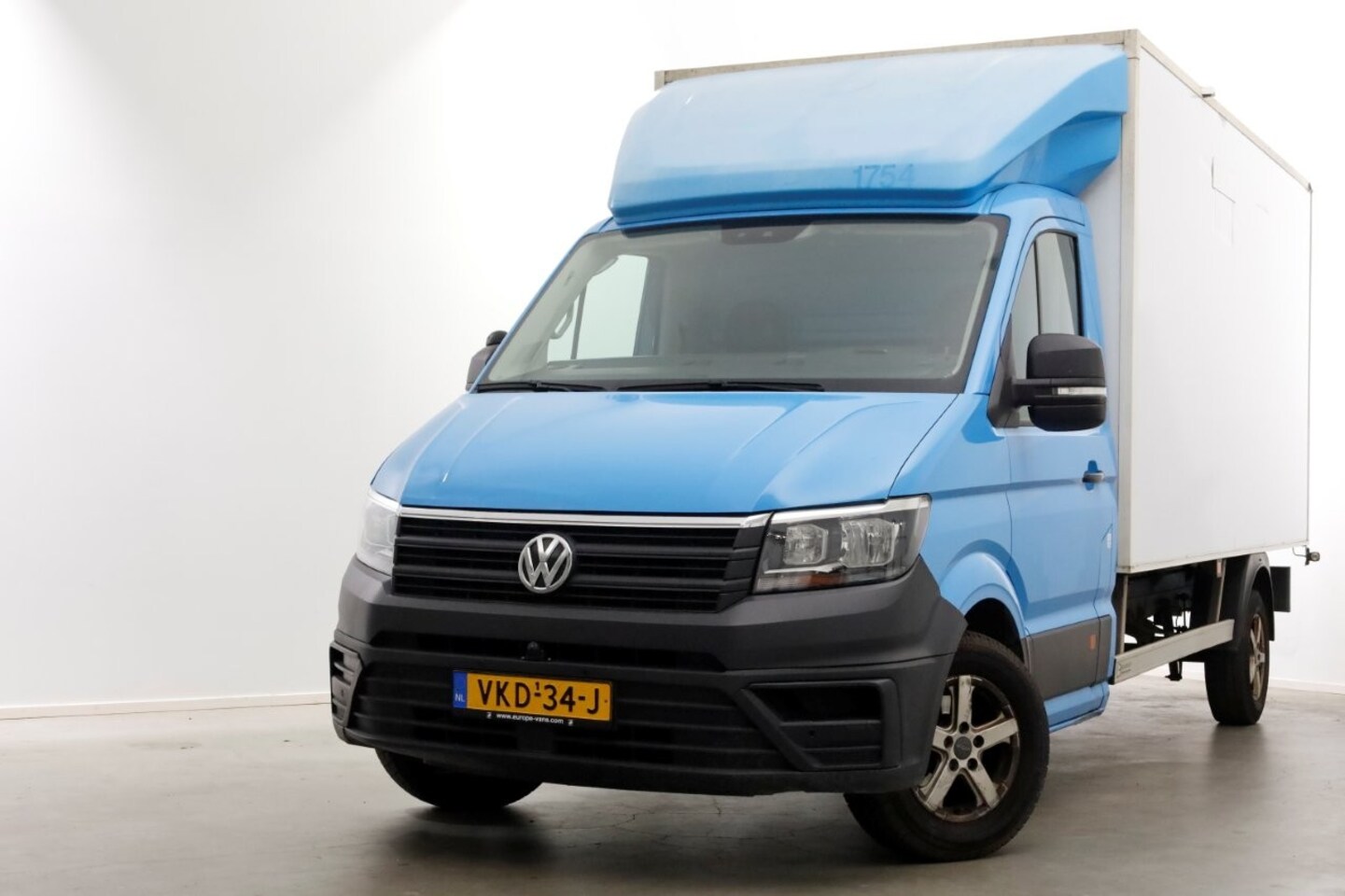 Volkswagen Crafter - 35 2.0 TDI E6 Bakwagen met achterdeuren 2-Persoons 04-2021 - AutoWereld.nl