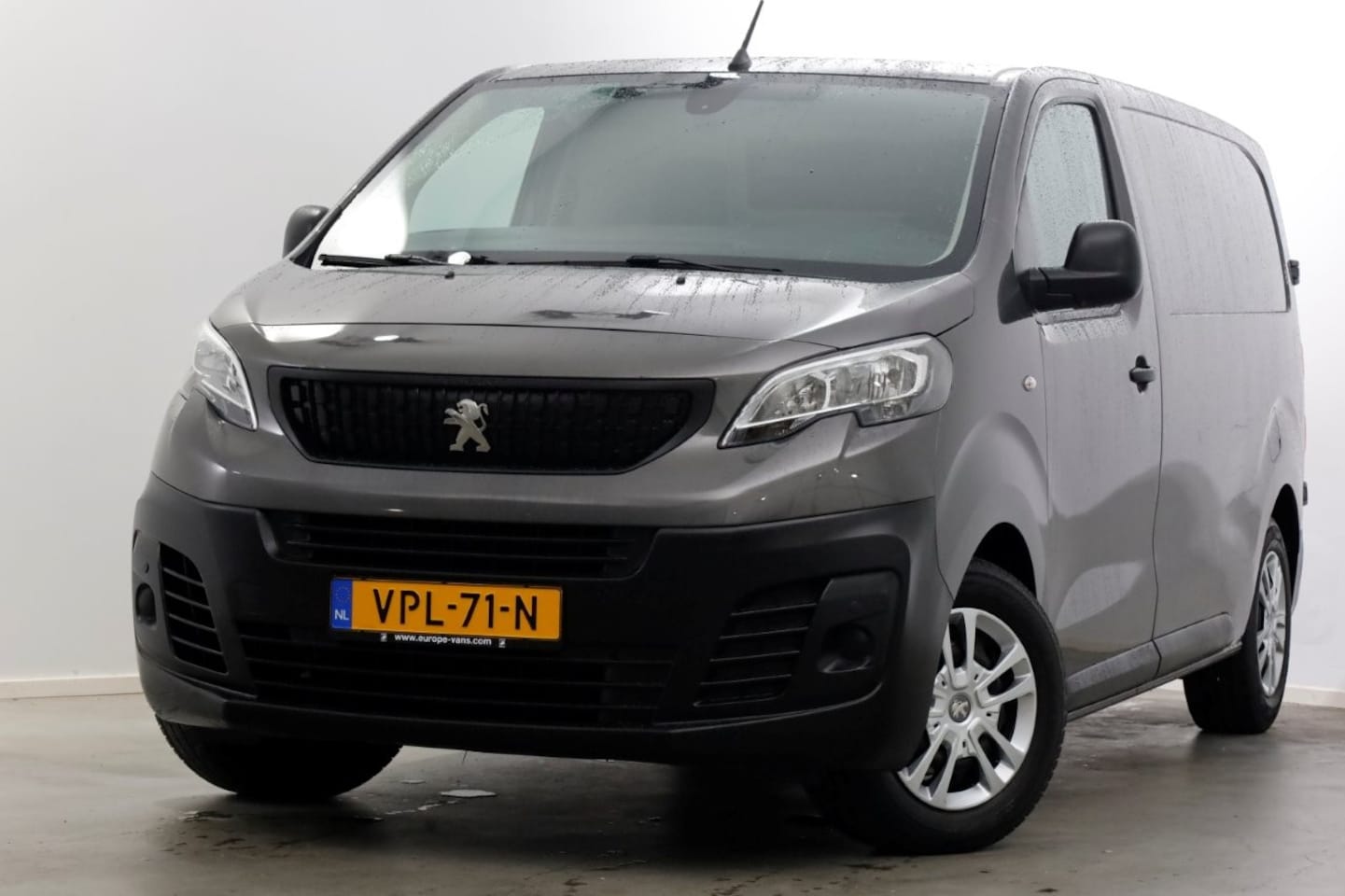 Peugeot Expert - 2.0 BlueHDI 145pk Automaat Premium Airco/Carplay/Cruise Control 05-2022 - AutoWereld.nl