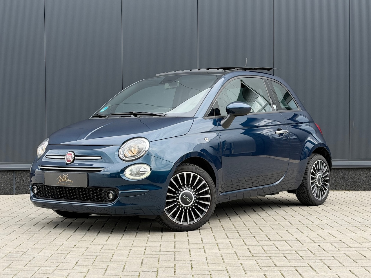 Fiat 500 - 1.0 Hybrid Launch Edition Elektrische Pano|Carplay|Navi|PDC|Half-leder|Airco - AutoWereld.nl