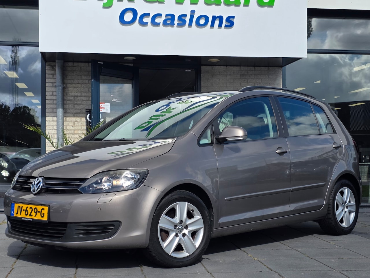 Volkswagen Golf Plus - 1.4 TSI Highline – Automaat – Airco – Trekhaak – Nieuwe APK - AutoWereld.nl