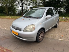Toyota Yaris - 1.3-16V VVT-i YORIN
