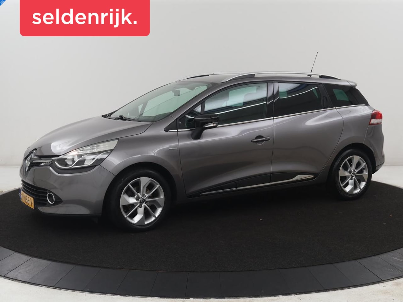 Renault Clio Estate - 0.9 TCe Limited | Cruise control | Navigatie | DAB | Bluetooth | Lichtmetaal 16'' | - AutoWereld.nl