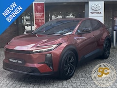 Toyota C-HR - C-HR+ First Edition 77 kWh PREMIUM KLEUR EL-ACHTERKLEP BLIND-SPOT CLIMA STOEL/STUURVERWARM