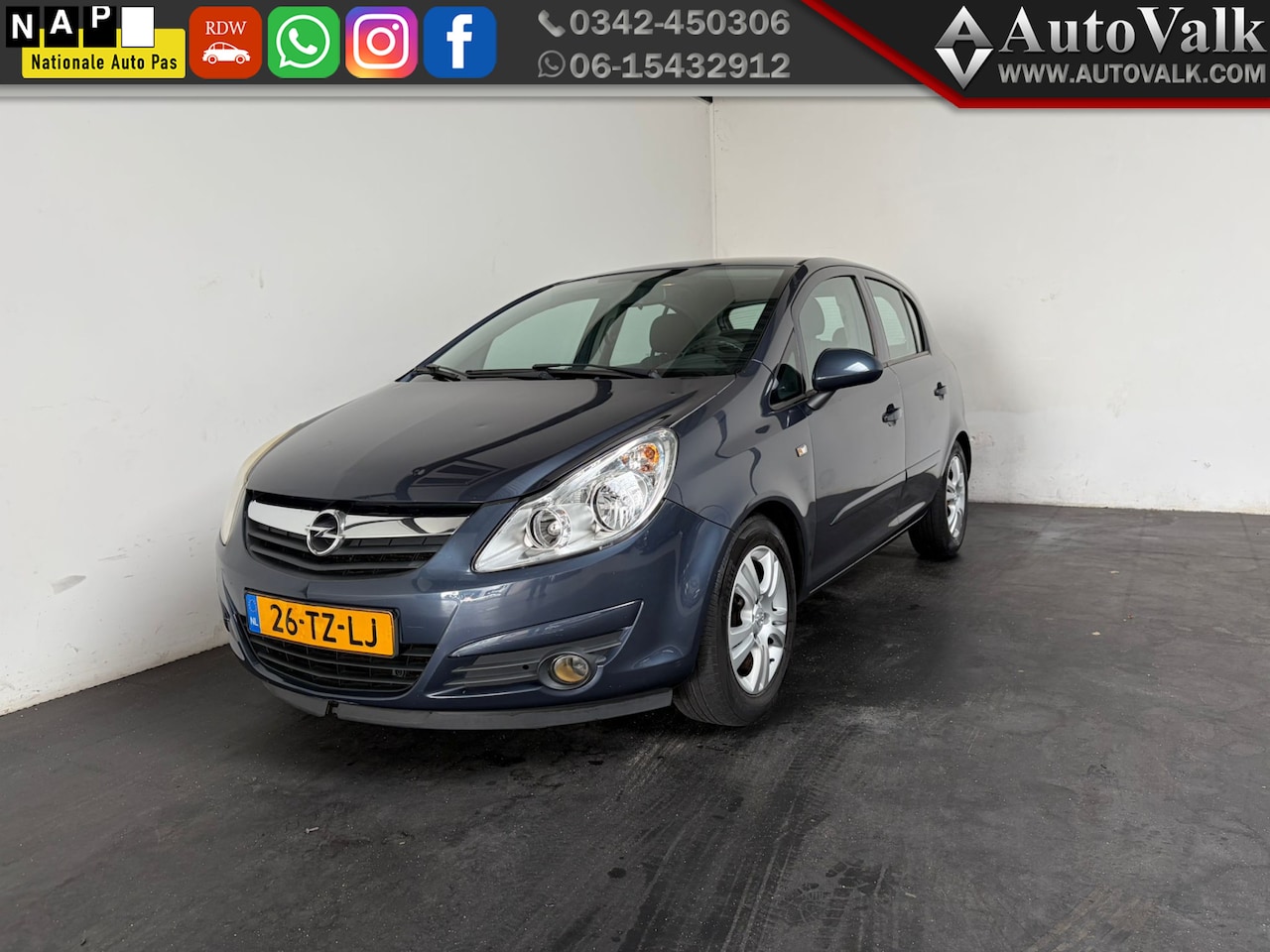 Opel Corsa - 1.4-16V Enjoy. Airco! - AutoWereld.nl