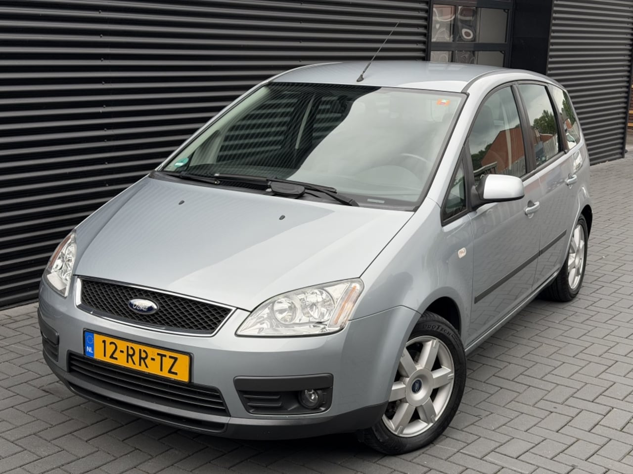 Ford Focus C-Max - 1.6-16V Futura| AIRCO| CRUISE| TREKHAAK| PDC| NAP| LM - AutoWereld.nl