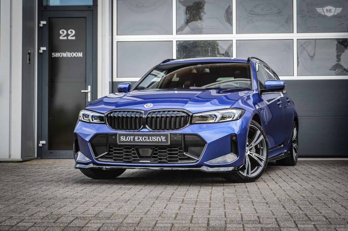 BMW 3-serie Touring - 330e|M-PAKKET|ACC|CAMERA|HEADUP|STUURVERWARMING|19"|TOPSTAAT - AutoWereld.nl