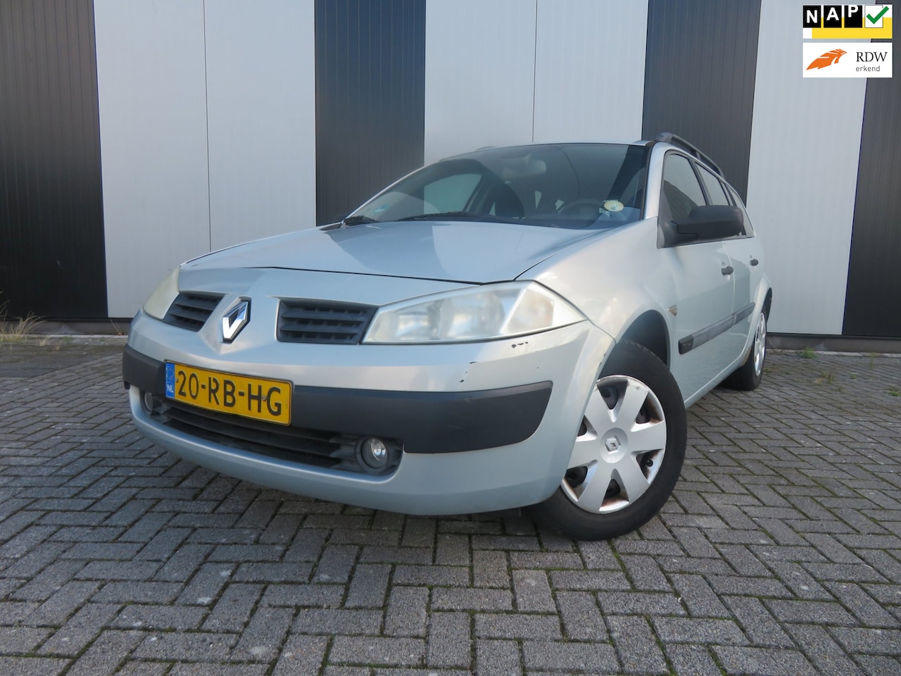 Renault Mégane Grand Tour - 1.6-16V Dynamique Comfort 1.6-16V Dynamique Comfort - AutoWereld.nl