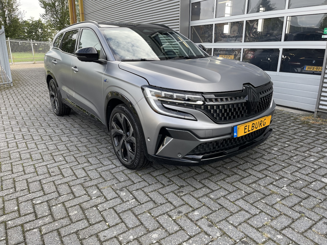 Renault Espace - E-Tech full hybrid 200 esprit Alpine 7p. E-Tech full hybrid 200 esprit Alpine 7p. - AutoWereld.nl