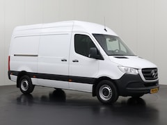 Mercedes-Benz Sprinter - 315CDI Automaat L2H2 | 3500Kg Trekgewicht | Navigatie | Camera | Airco | Cruise | 3-Zits