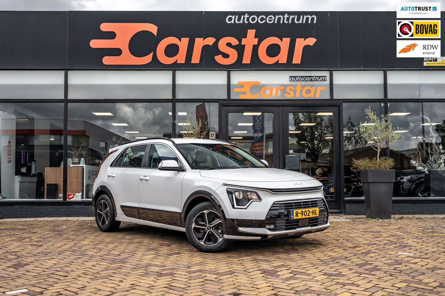 Kia Niro - 1.6 GDi Hybrid DynamicLine|CAMERA|PDC|CRUISE - AutoWereld.nl
