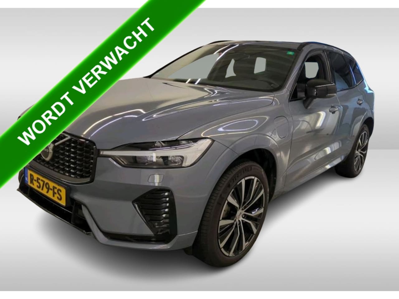 Volvo XC60 - 2.0 T6 Plug-in LongRange / AWD Plus Dark / Panoramadak / Pdc+Camera / NL.Auto / Stoel-Stuu - AutoWereld.nl