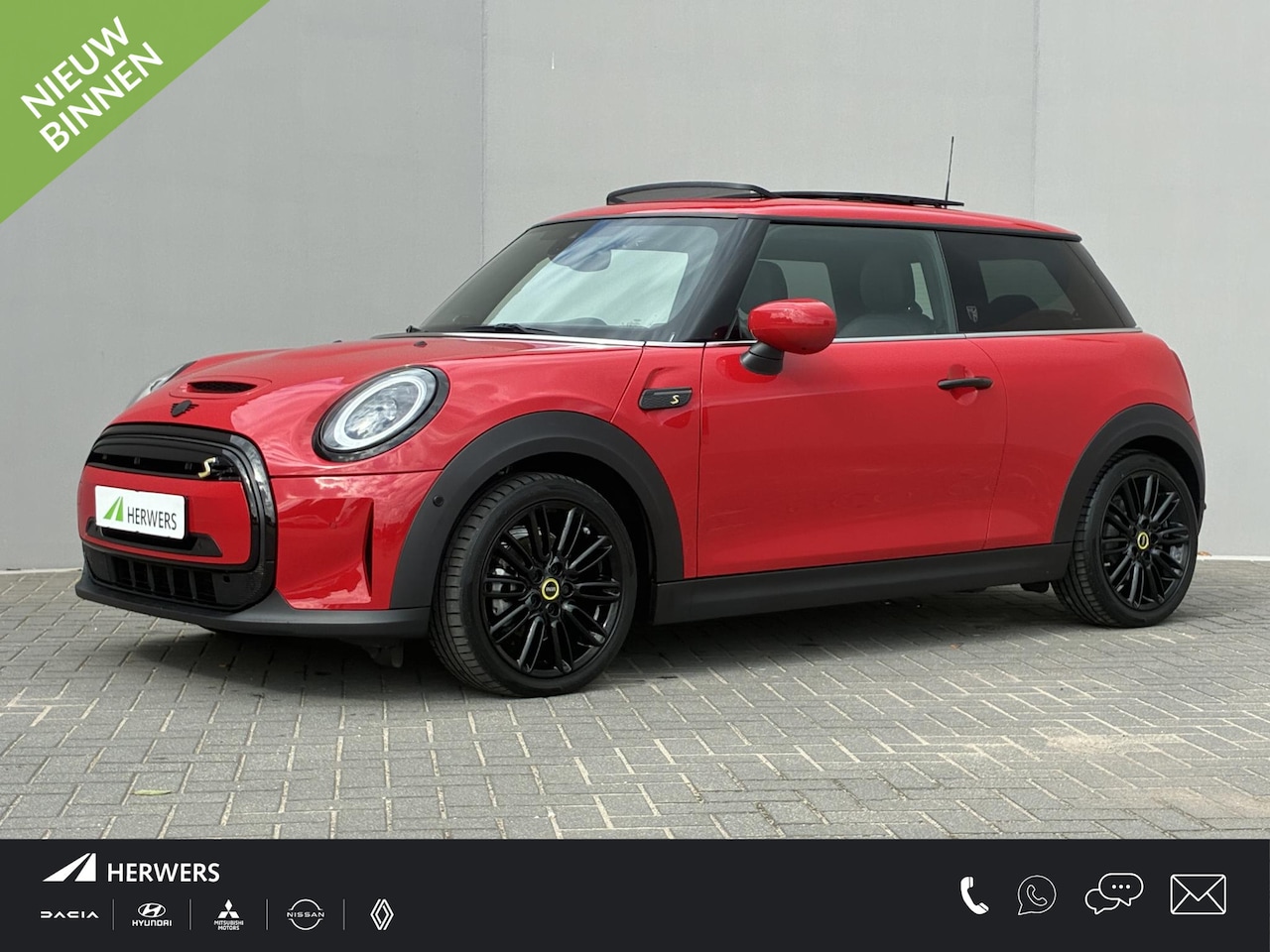 MINI Electric - MINI Yours 33 kWh / Cruise control / Stoelverwarming / Schuif/open dak / Achteruitrijcamer - AutoWereld.nl