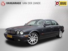 Jaguar XJ - 4.2 V8 AUT Executive, Leder, Cruise, PDC, Compleet