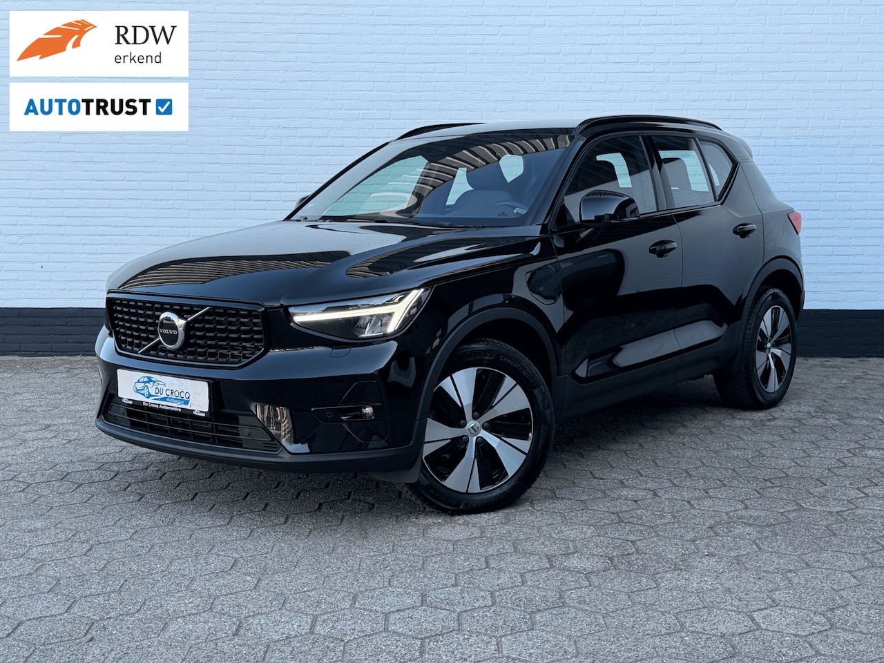 Volvo XC40 - T5 Plug-in hybrid Plus Dark R-Design ACC l H/K l MEMORY - AutoWereld.nl
