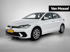 Volkswagen Polo - 1.0 TSI Life Business | 95 PK | Apple Carplay/Android Auto | Parkeer sensoren voor en acht