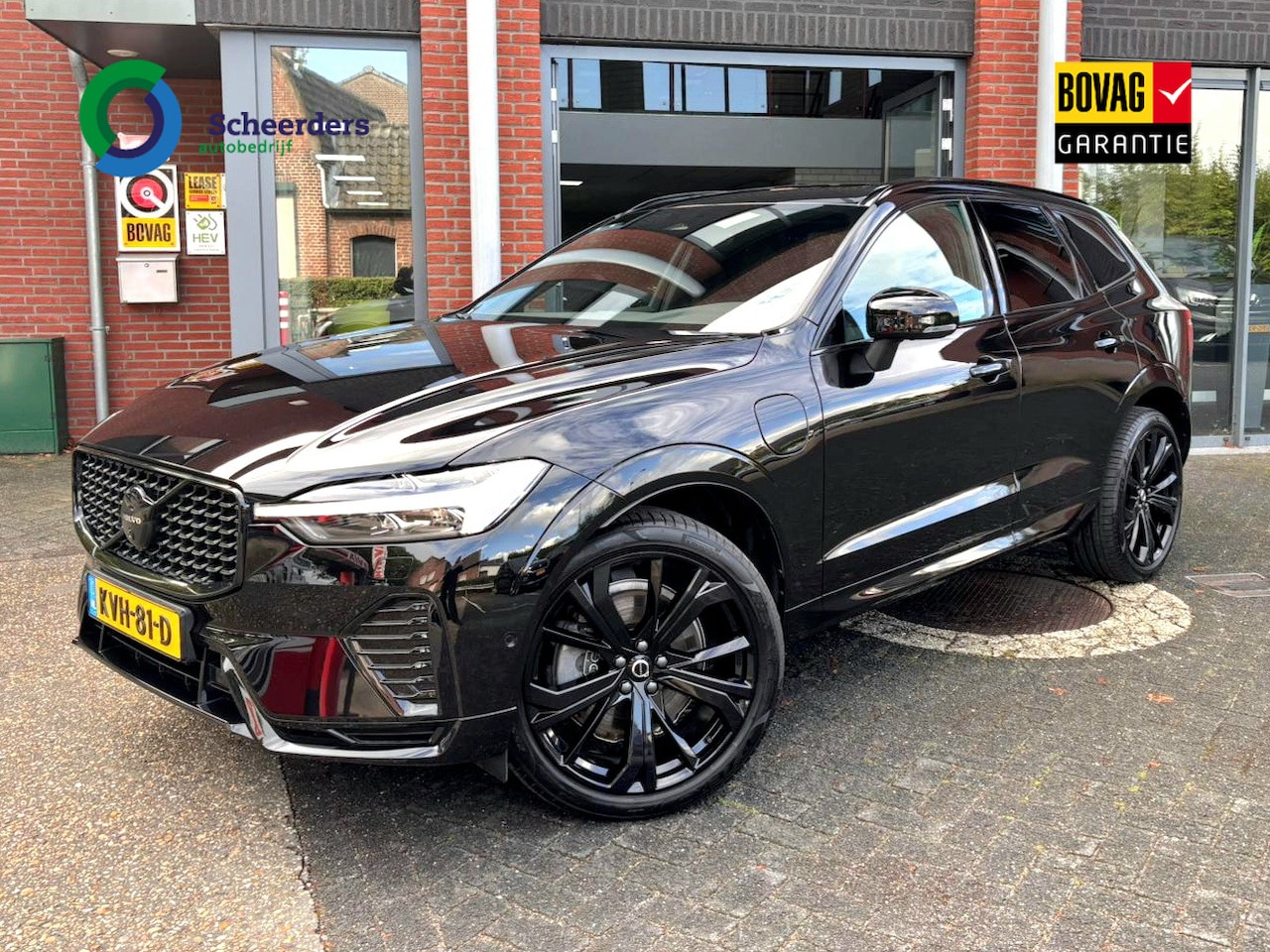Volvo XC60 - 2.0 T6 Plug-in hybrid AWD Plus Black Edition 2.0 T6 Plug-in hybrid AWD Plus Black Edition,Harman Kardon,Bliss,Panoramadak - AutoWereld.nl