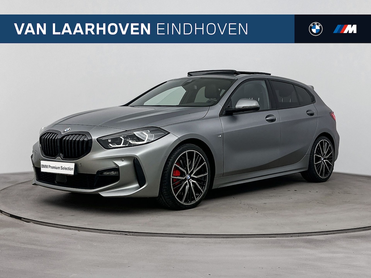 BMW 1-serie - 118i M Sport Automaat / Panoramadak / Sportstoelen / Achteruitrijcamera / Comfort Access / - AutoWereld.nl