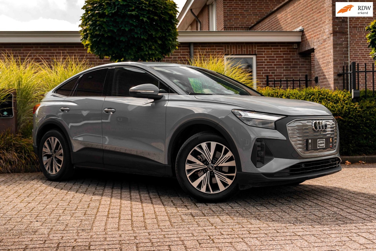 Audi Q4 Sportback e-tron - 35 Advanced edition 55 kWh Sportstoelen Elek.Klep Stoelverwarming Ambiance Camera 19'' - AutoWereld.nl