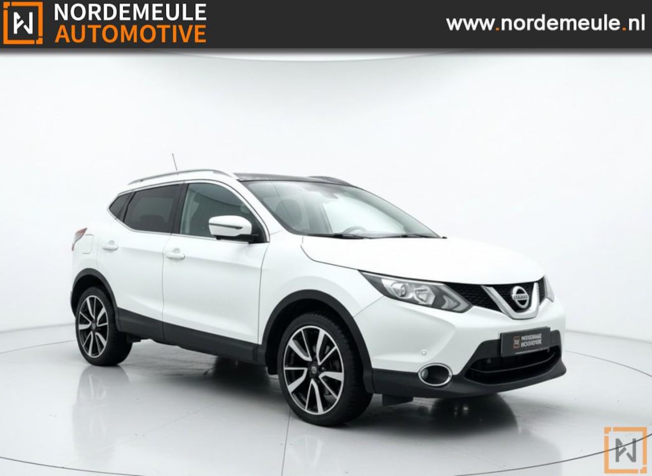 Nissan Qashqai - 1.2 Premier Edition 1.2 PREMIER EDITION, 360, PANO, Cruise - AutoWereld.nl