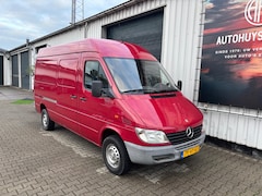 Mercedes-Benz Sprinter - 313 CDI 2.2 355 euro3 L2H2 AUTOMAAT NAP 2800kg trekgewicht Zondag op Afspraak