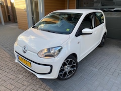 Volkswagen Up! - 1.0 move up BlueMotion | Airco| Navigatie