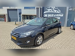 Ford Focus - 1.6i 16V