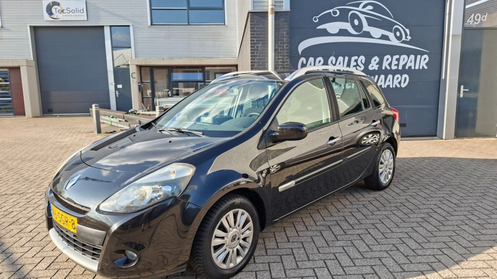 Renault Clio Estate - 1.2 TCe Estate met nieuwe APK / Navigatie / Airco / dealeronderhouden / 1st eigenaar - AutoWereld.nl