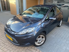 Ford Fiesta - 1.25 Limited | Airco| All-season banden