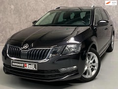 Skoda Octavia Combi - 1.5 TSI Greentech Style /Stoelverwarming /Trekhaak /Parkeersensoren