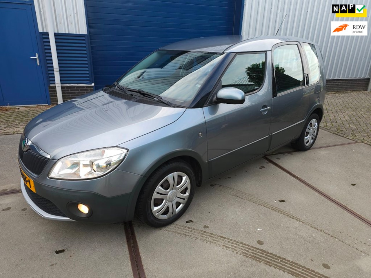 Skoda Roomster - 1.2 TSI Ambition / Airco / 1ste Eigenaar - AutoWereld.nl