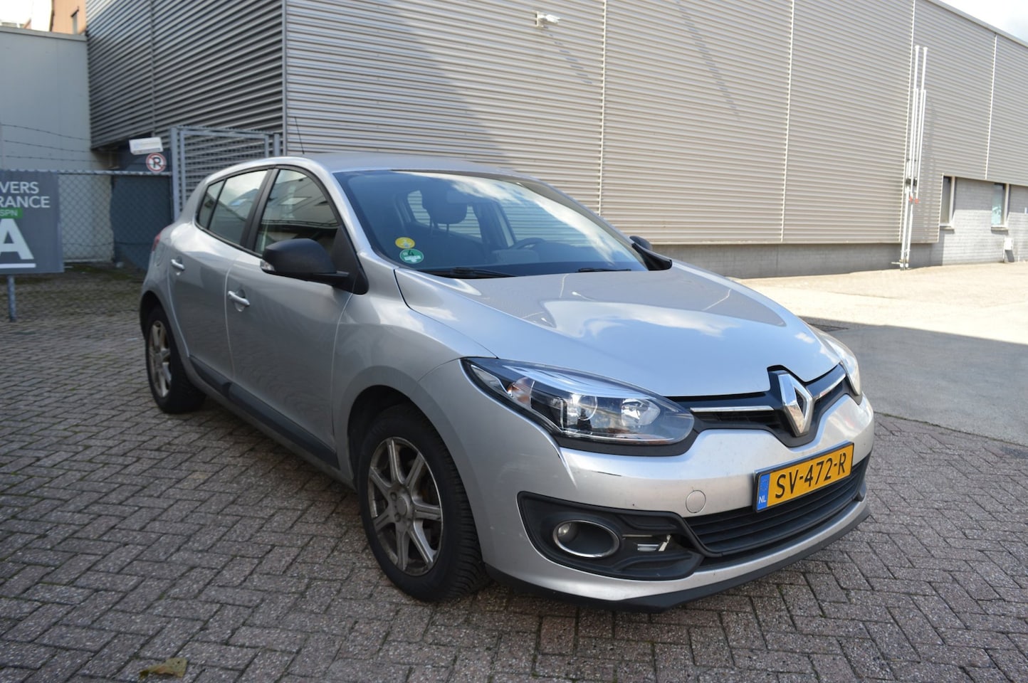 Renault Mégane - 1.5 dCi Authentique bj14 airco navi 5deurs - AutoWereld.nl