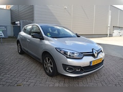 Renault Mégane - 1.5 dCi Authentique bj14 airco navi 5deurs