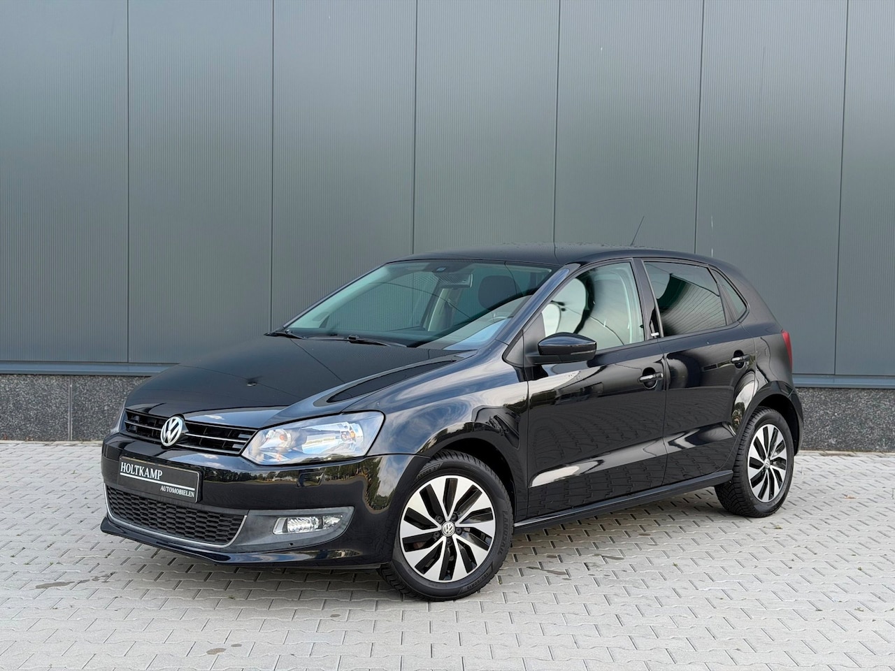 Volkswagen Polo - 1.2 TSI Style | DSG | CRUISE | CARPLAY - AutoWereld.nl