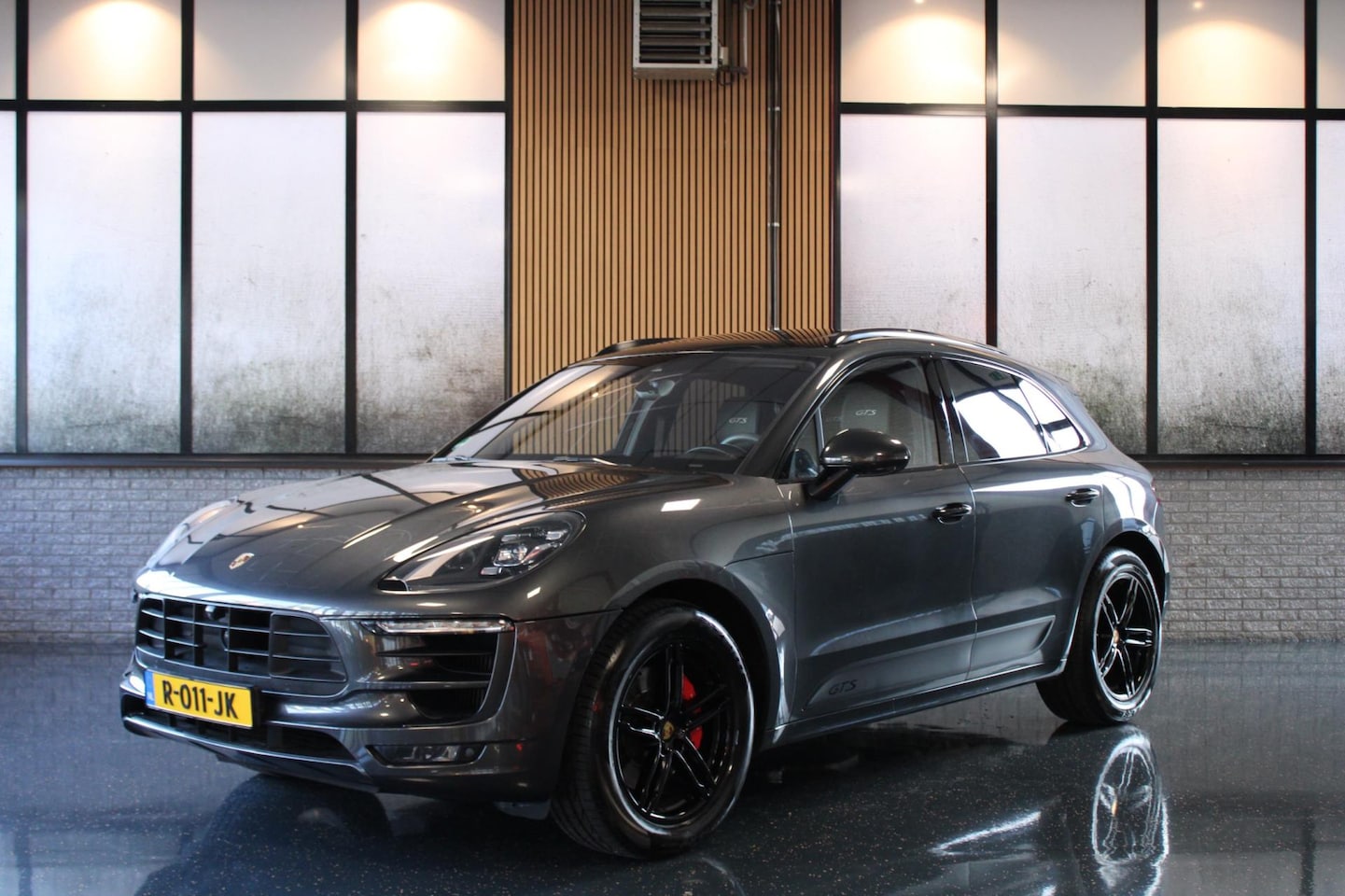 Porsche Macan - 3.0 GTS | Pano | Luchtvering | Sport Chrono ! - AutoWereld.nl