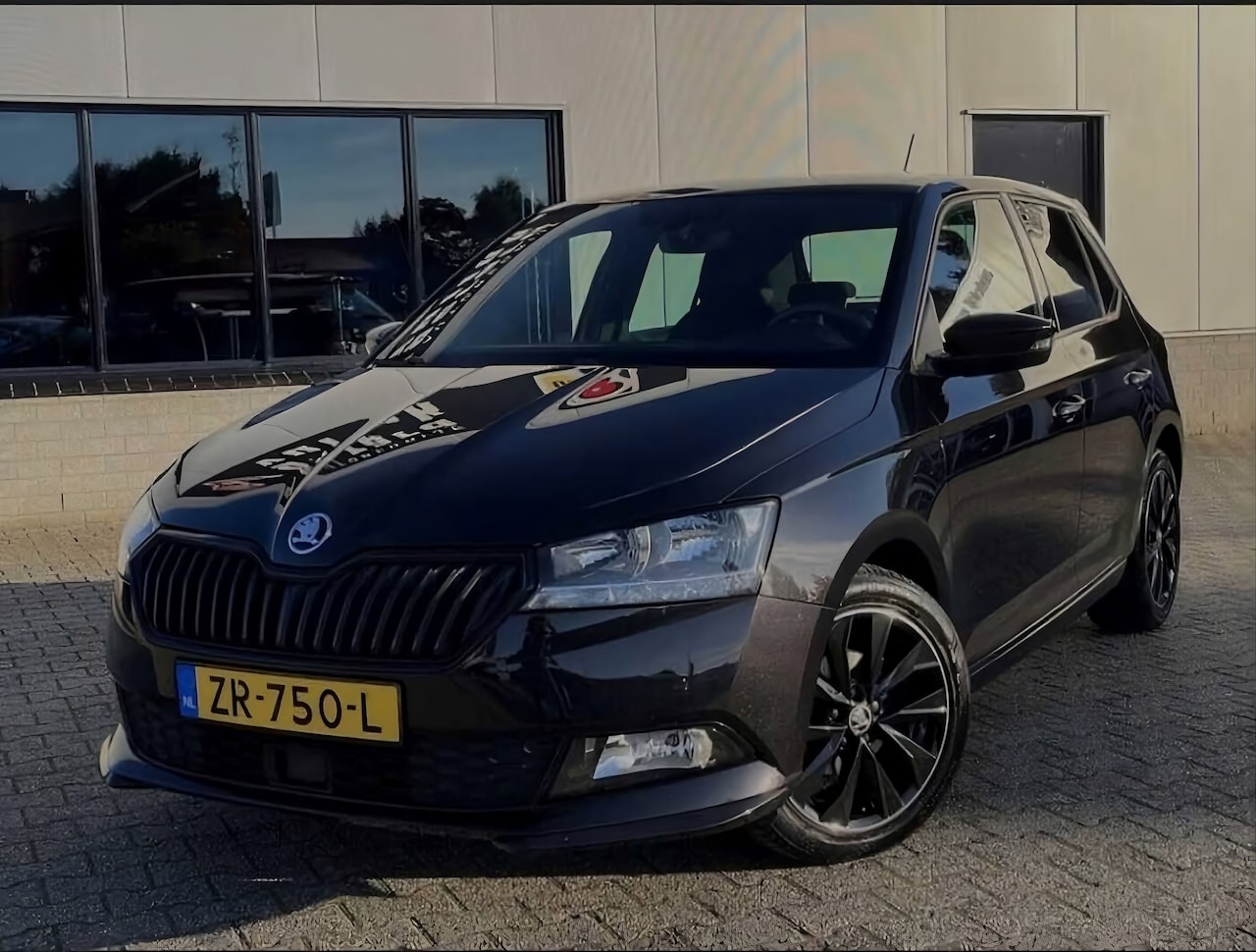 Skoda Fabia - 1.0 TSI Monte Carlo Trekhaak - AutoWereld.nl