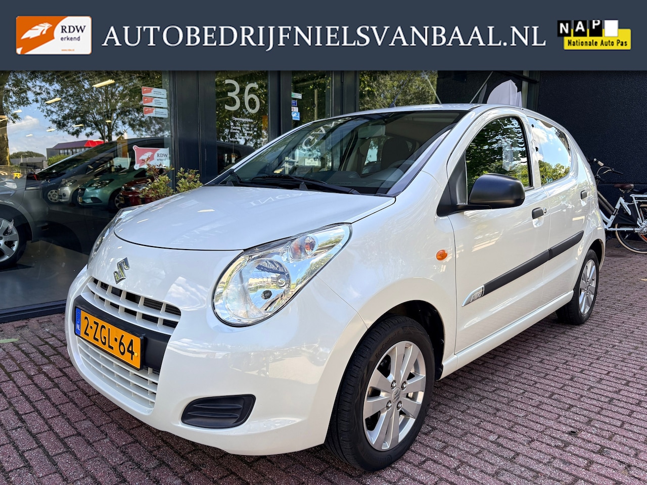 Suzuki Alto - 1.0 Celebration EASSS 74Dkm NAP/1 Eigenaar/Aicro - AutoWereld.nl