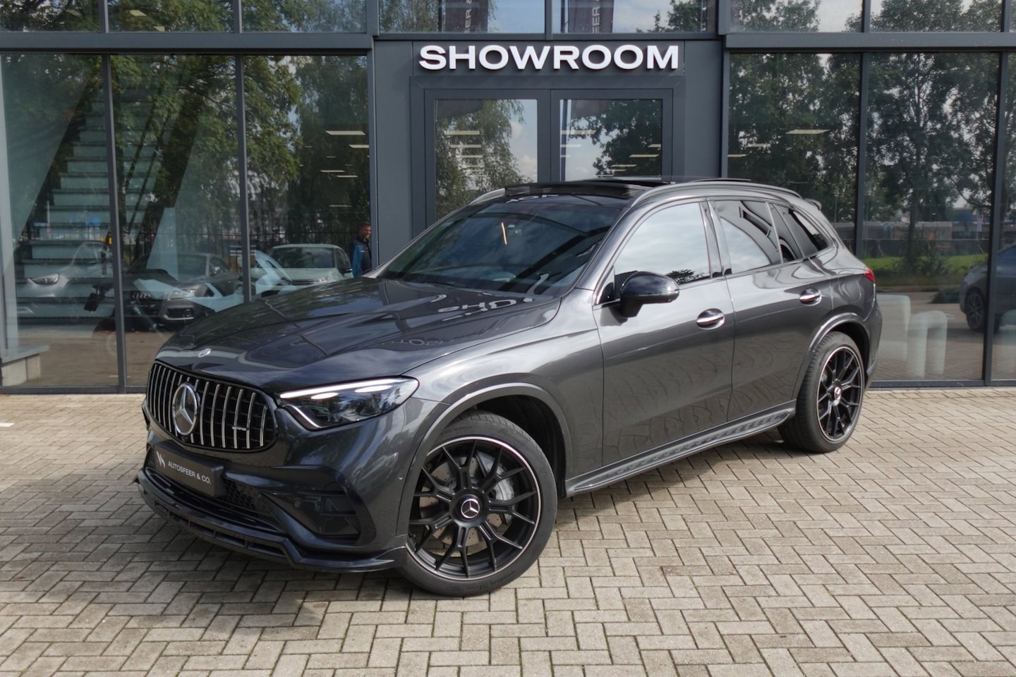 Mercedes-Benz GLC-klasse - GLC 300e 4MATIC AMG Line PANO 360CAM BURMESTER - AutoWereld.nl