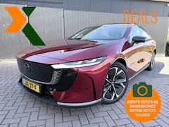Mazda 6e - Takumi 68.8 kWh | Stoelvent +verw | Panodak | Volleder | CarPlay | HUD | 19” | uitgebreide