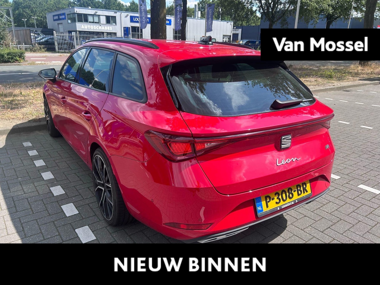 SEAT Leon Sportstourer - 1.0 eTSI FR Business Intense 1.0 eTSI FR Business Intense - AutoWereld.nl