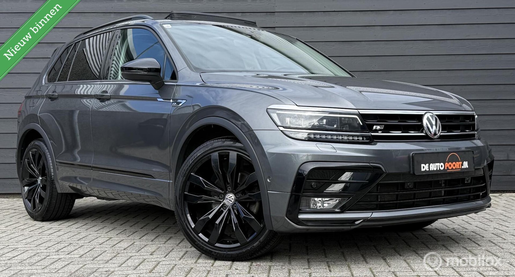 Volkswagen Tiguan - 1.5 TSI ACT R-Line Pano.dak/Trekhaak/Viritual - AutoWereld.nl