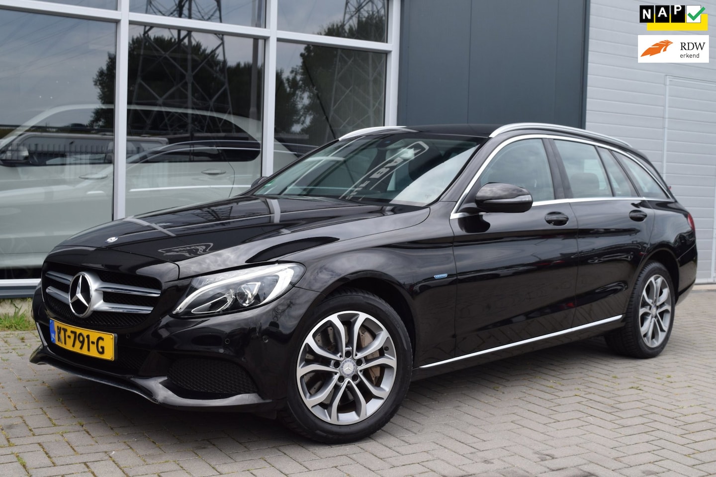 Mercedes-Benz C-klasse Estate - 350 e Lease Edition | Automaat | ½ Leder | NAP + APK 8-2027 - AutoWereld.nl