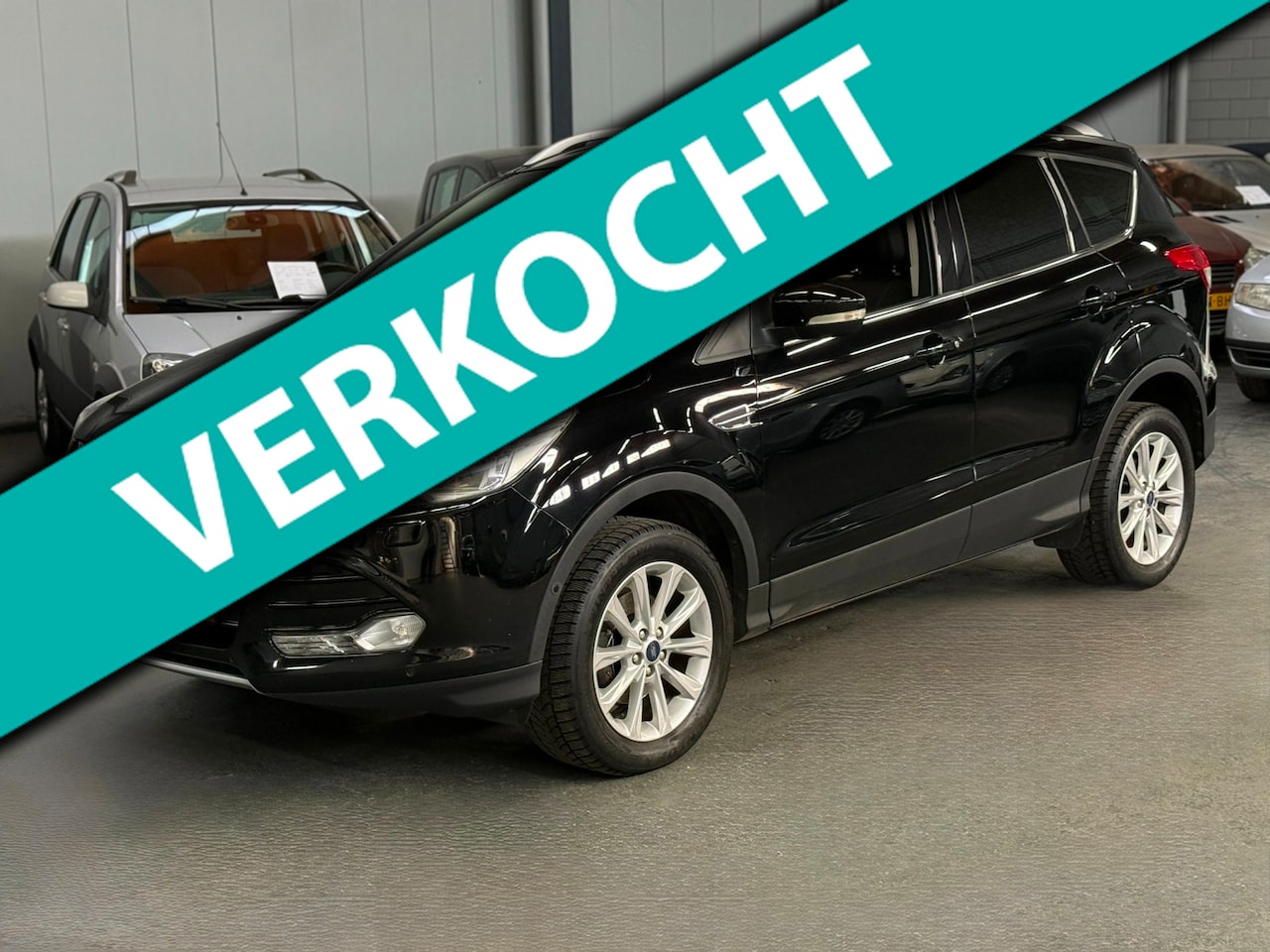 Ford Kuga - 1.5 EcoBoost Titanium 150pk Trekhaak Navi Camera - AutoWereld.nl