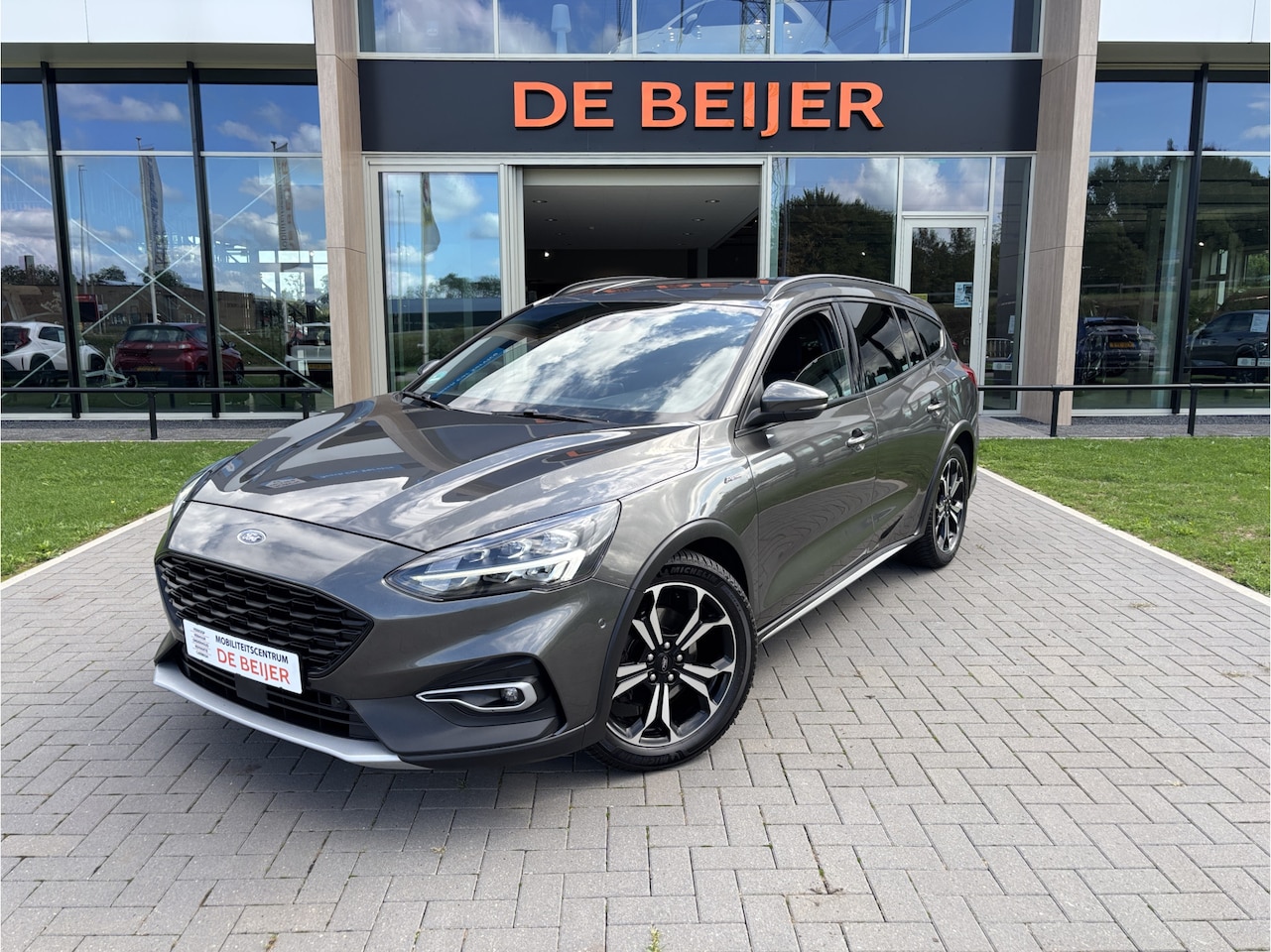 Ford Focus Wagon - 1.5 EcoBoost Active X Business 150pk I automaat - AutoWereld.nl