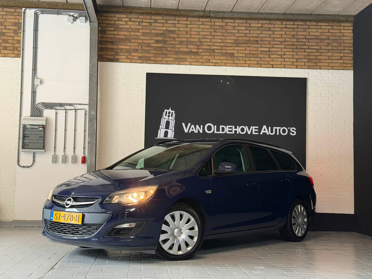 Opel Astra Sports Tourer - 1.4 Turbo Sport 1.4 Turbo Sport + - AutoWereld.nl