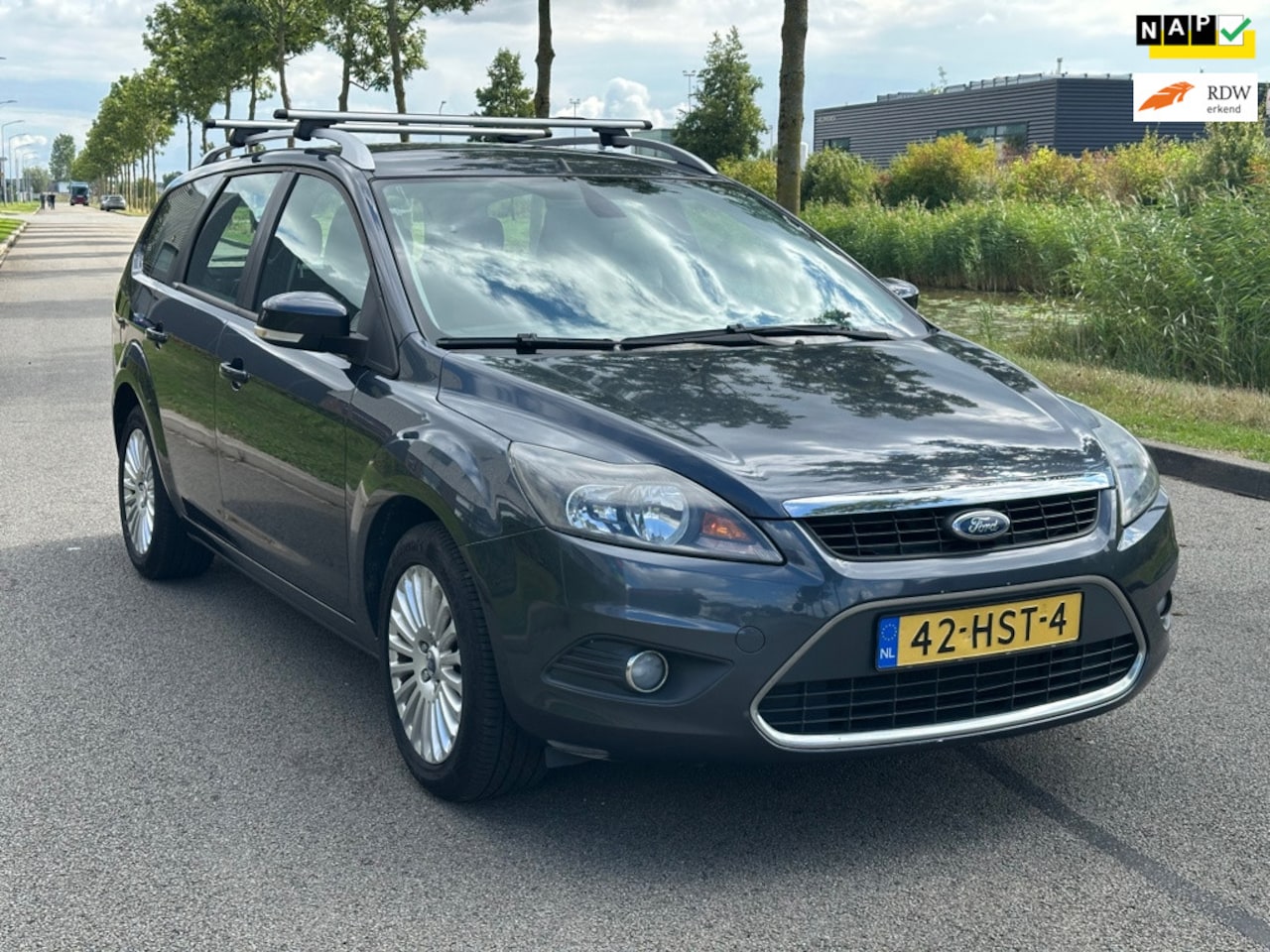 Ford Focus Wagon - 1.6 Titanium 1.6 Titanium - AutoWereld.nl
