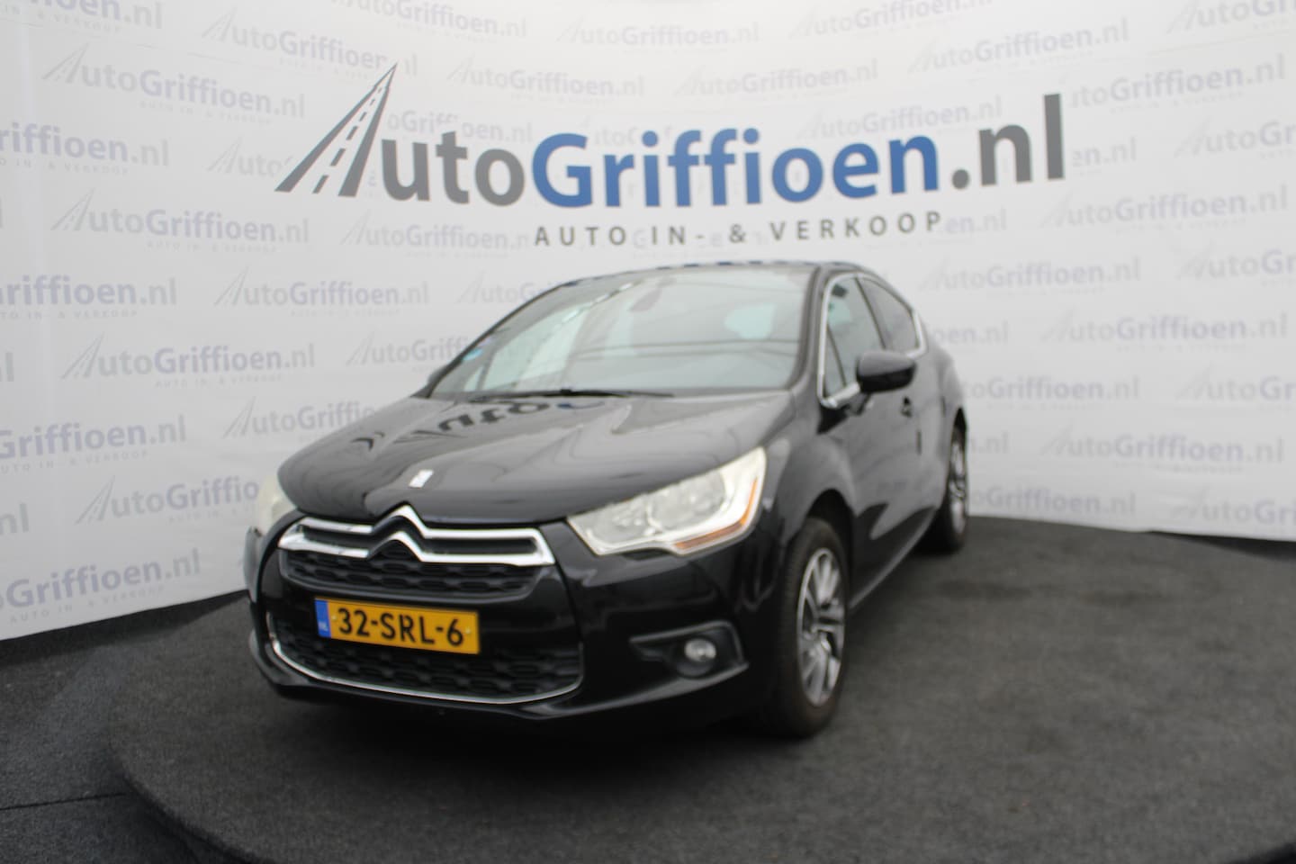Citroën DS4 - 1.6 VTi Chic keurige 5-deurs met trekhaak met nieuwe APK bij aflevering - AutoWereld.nl