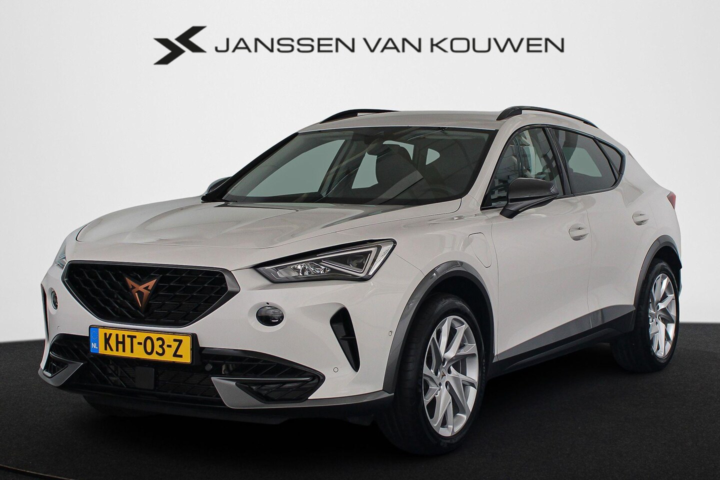 CUPRA Formentor - 1.4 e-Hybrid Business Stuur-Stoelverwarming Achteruitrijcamera Keyless Apple Carplay - AutoWereld.nl